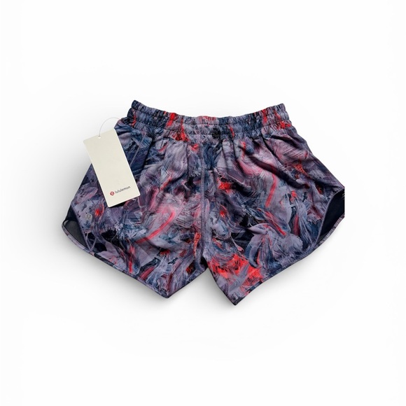 NWT LuluLemon Hotty Hot LR Short 4” Lined Atmospheric Purple sz 6 - Picture 2 of 8